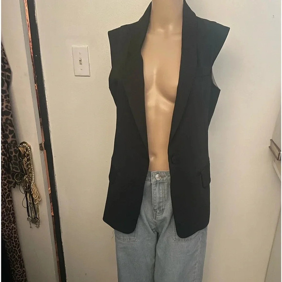 NWNT black Sleeveless Vest with Lapels and Relaxed Fit size small - Picture 2 of 8